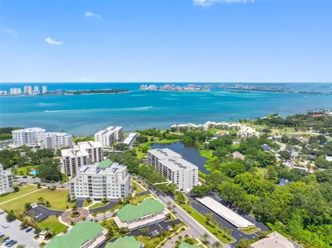 220 BELLEVIEW BOULEVARD #403