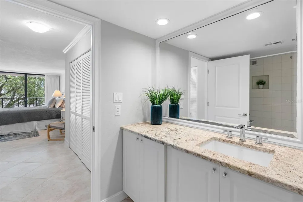 220 BELLEVIEW BOULEVARD #403 Belleair, FL 33756