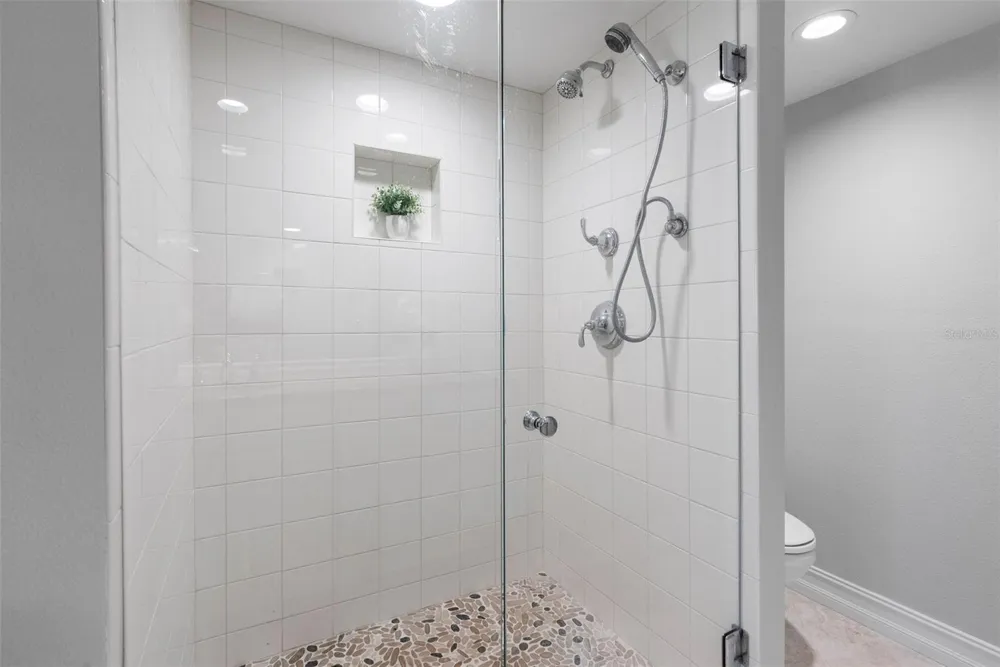 220 BELLEVIEW BOULEVARD #403 Belleair, FL 33756