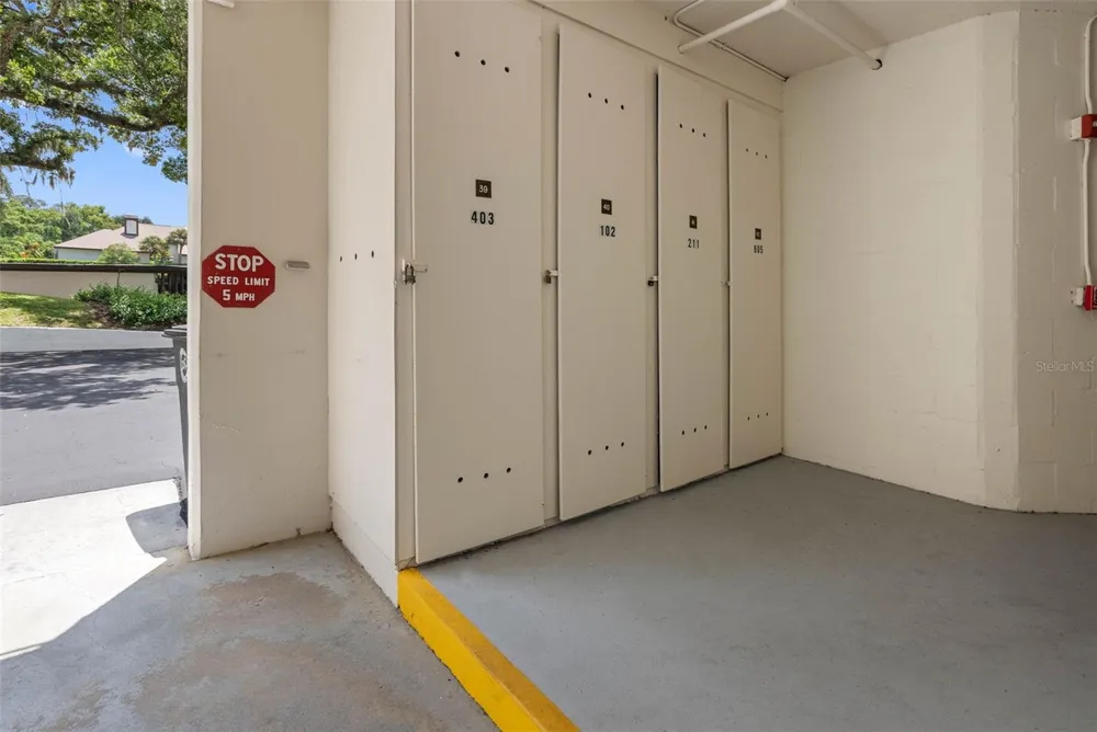 220 BELLEVIEW BOULEVARD #403 Belleair, FL 33756