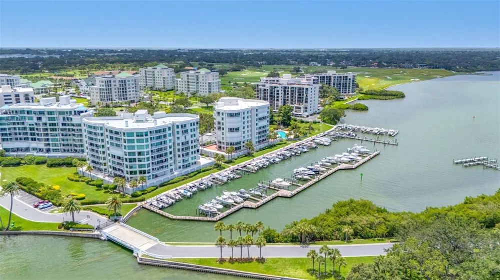 220 BELLEVIEW BOULEVARD #403 Belleair, FL 33756