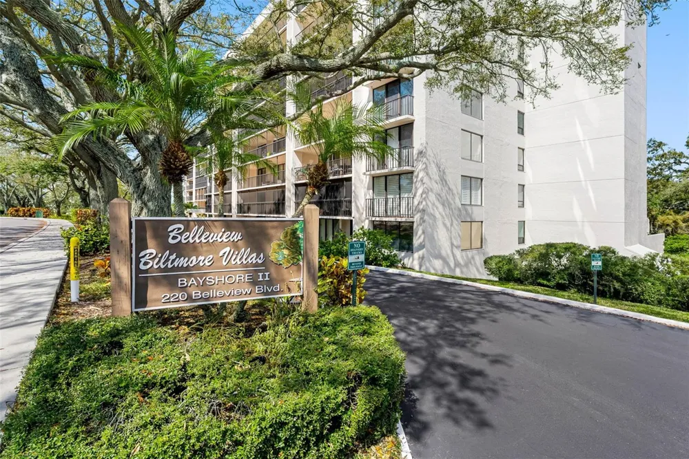 220 BELLEVIEW BOULEVARD #403 Belleair, FL 33756