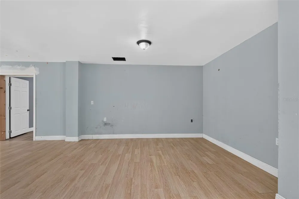 1220 HOWELL BRANCH ROAD Winter Park, FL 32789