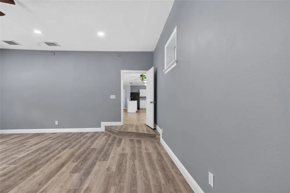 1220 HOWELL BRANCH ROAD Winter Park, FL 32789