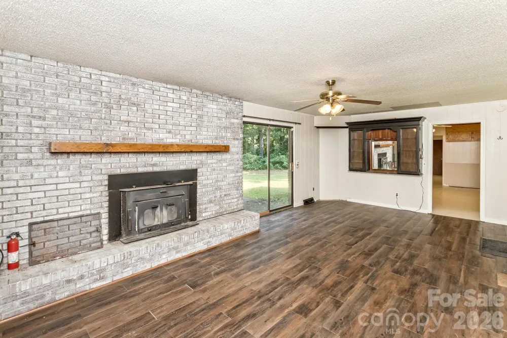 94 Stone Drive Marion, NC 28752