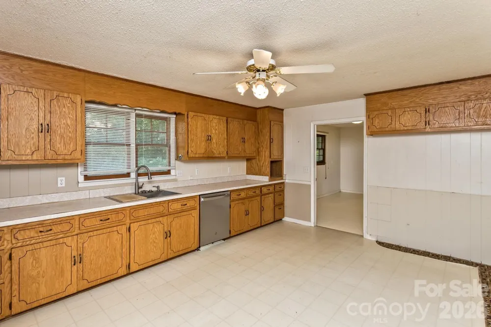 94 Stone Drive Marion, NC 28752