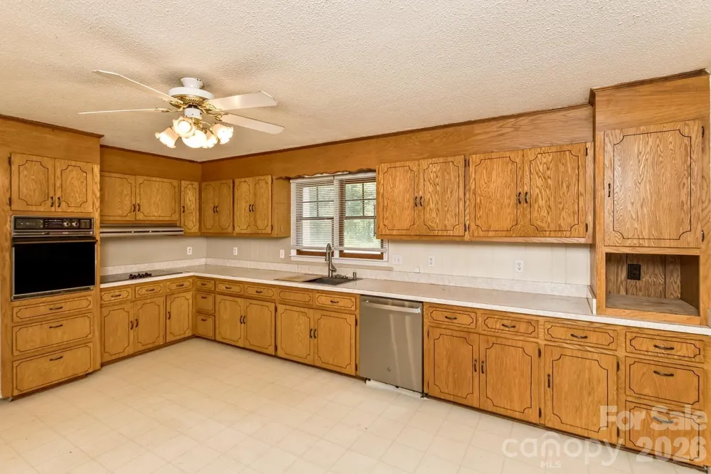 94 Stone Drive Marion, NC 28752