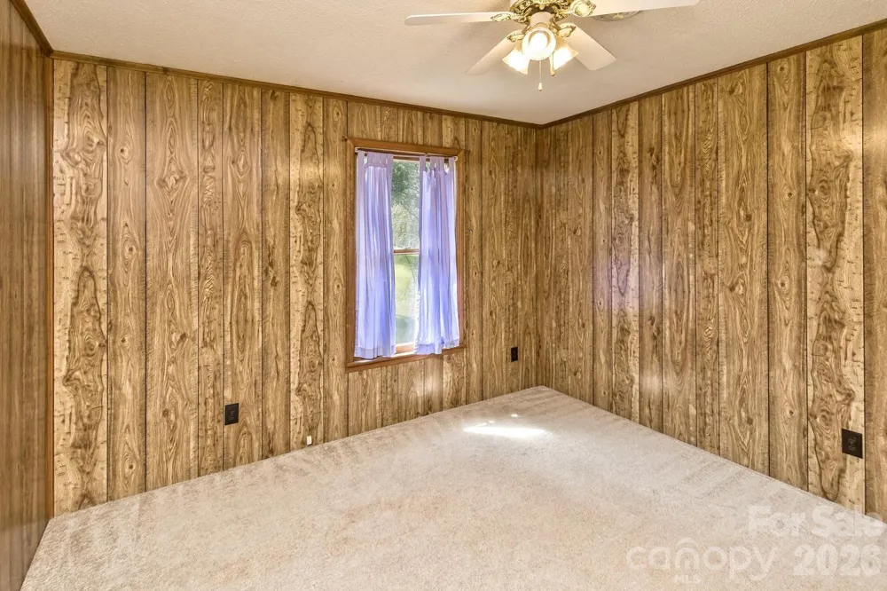 94 Stone Drive Marion, NC 28752