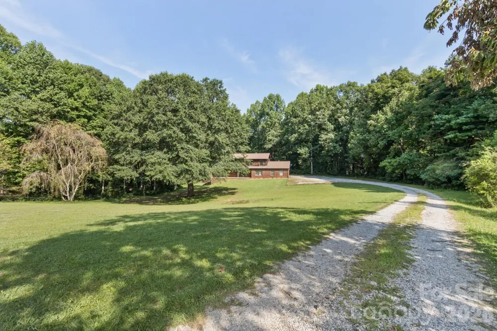 94 Stone Drive Marion, NC 28752