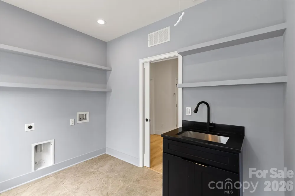 1344 Richland Drive Charlotte, NC 28211