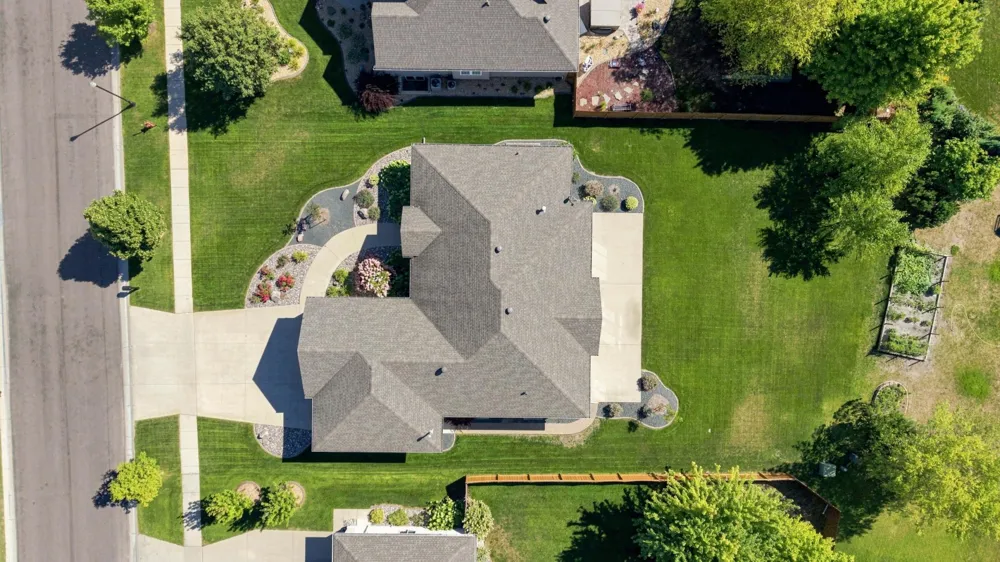 2108 ROSE CREEK BOULEVARD S Fargo, ND 58104