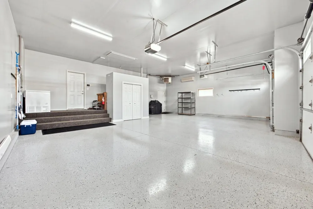 2108 ROSE CREEK BOULEVARD S Fargo, ND 58104