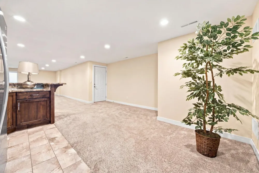 2108 ROSE CREEK BOULEVARD S Fargo, ND 58104