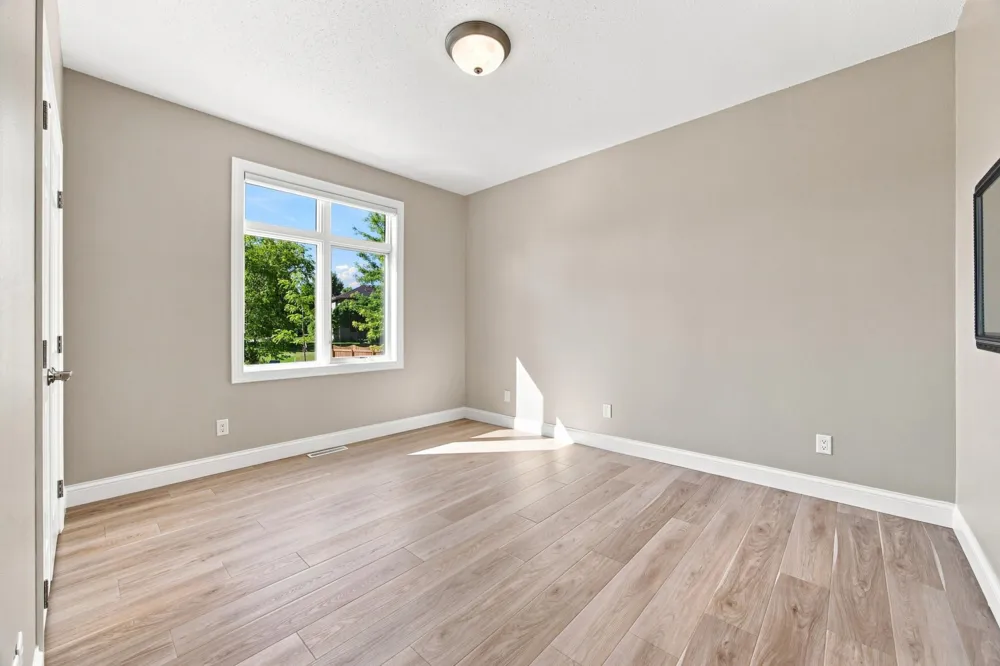 2108 ROSE CREEK BOULEVARD S Fargo, ND 58104
