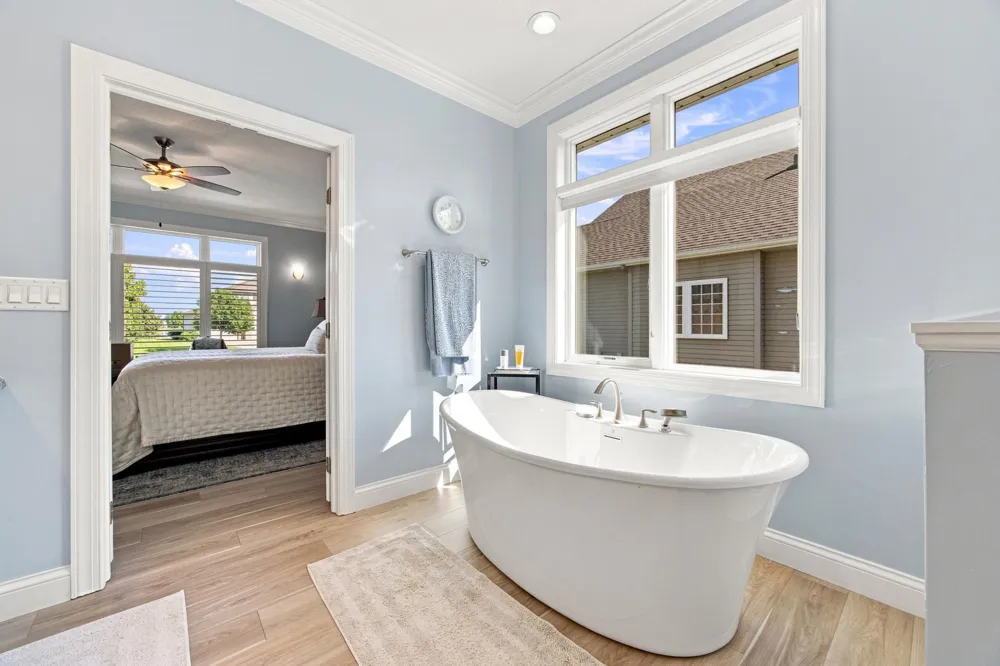 2108 ROSE CREEK BOULEVARD S Fargo, ND 58104
