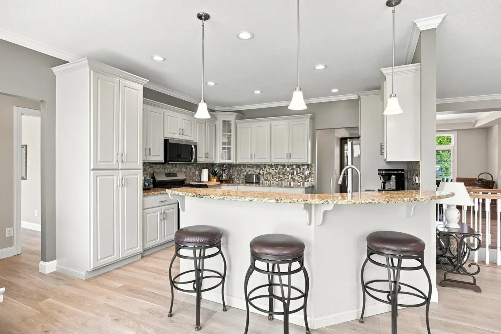 2108 ROSE CREEK BOULEVARD S Fargo, ND 58104
