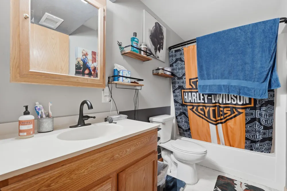 919 Lincoln Avenue Amery, WI 54001