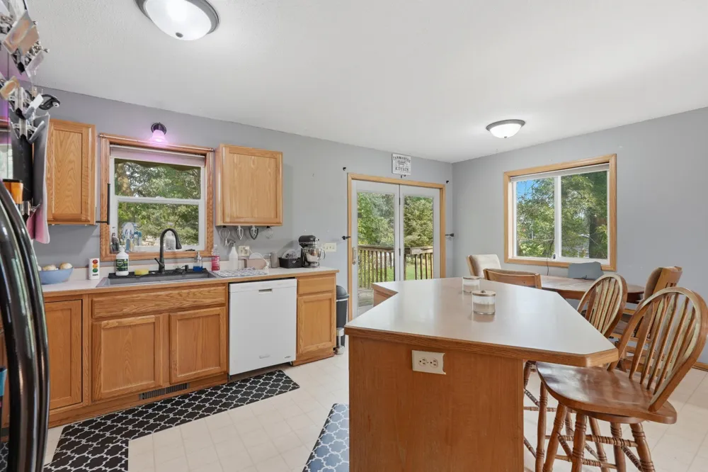 919 Lincoln Avenue Amery, WI 54001