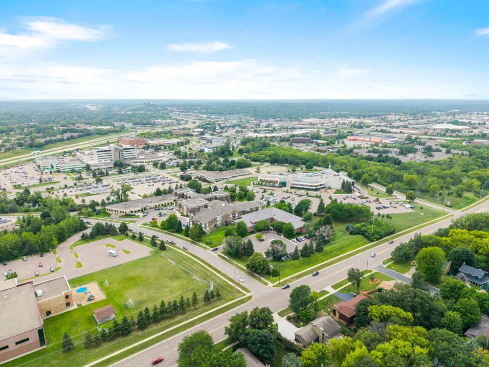 39 Marcin Hill Burnsville, MN 55337