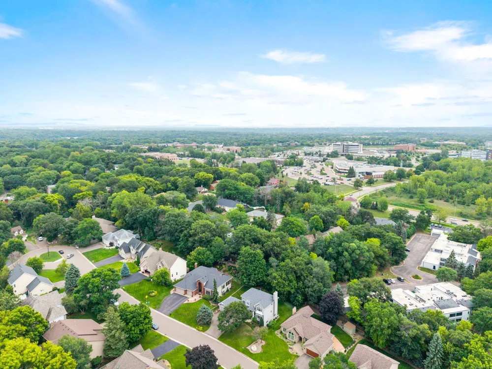 39 Marcin Hill Burnsville, MN 55337