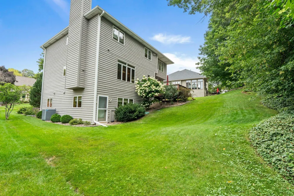39 Marcin Hill Burnsville, MN 55337