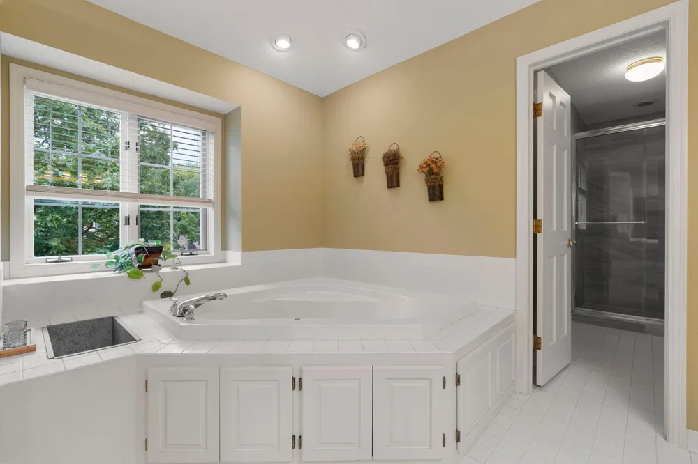 39 Marcin Hill Burnsville, MN 55337