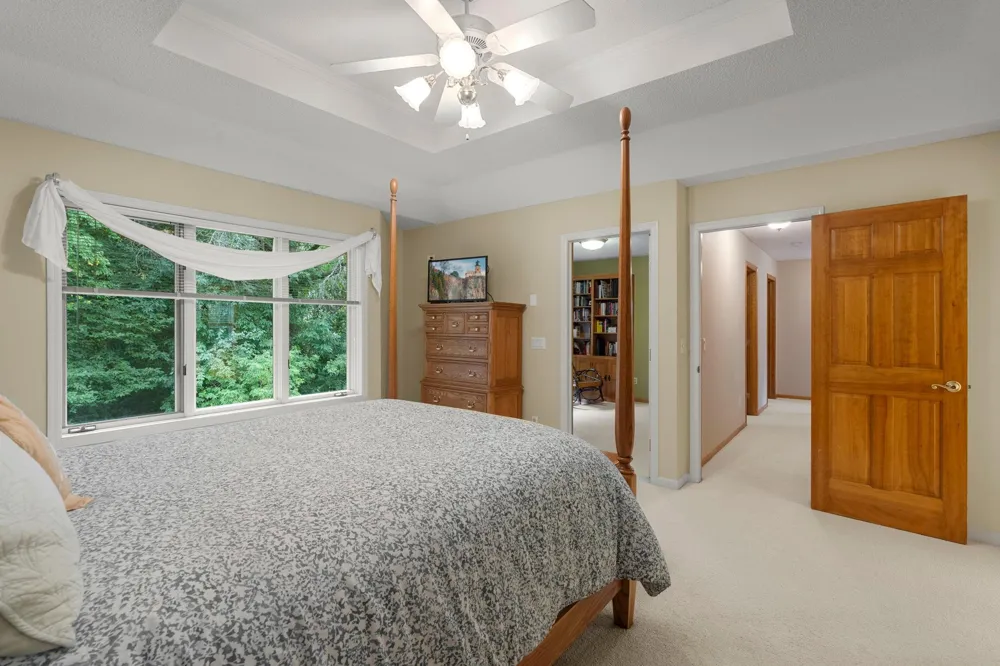 39 Marcin Hill Burnsville, MN 55337
