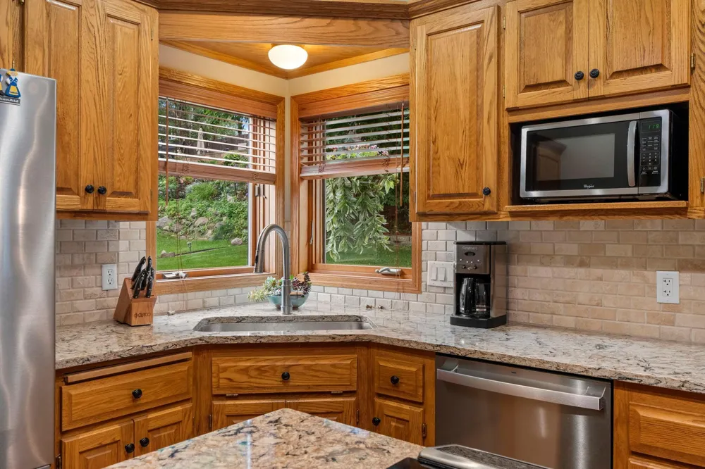 39 Marcin Hill Burnsville, MN 55337