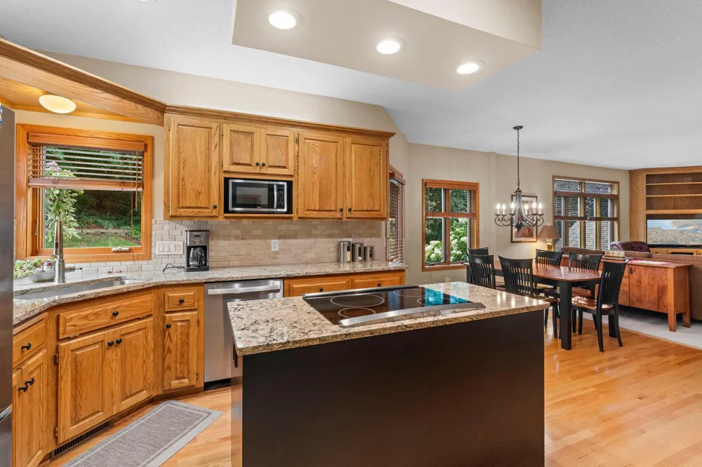 39 Marcin Hill Burnsville, MN 55337