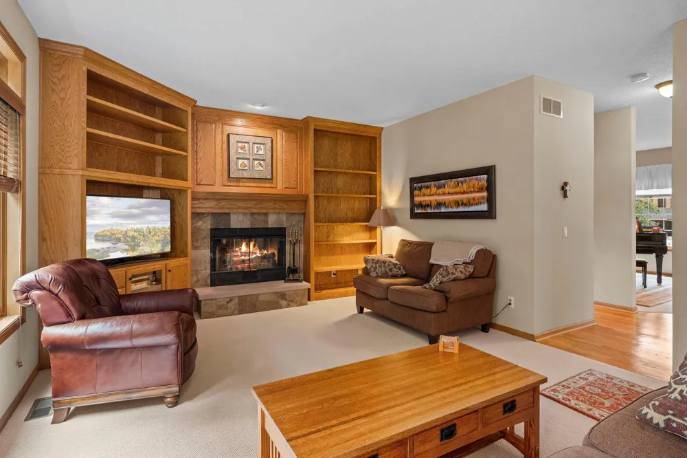 39 Marcin Hill Burnsville, MN 55337