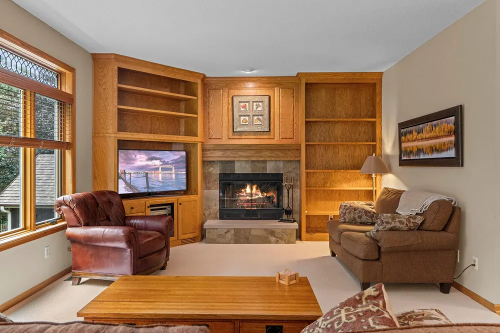 39 Marcin Hill Burnsville, MN 55337