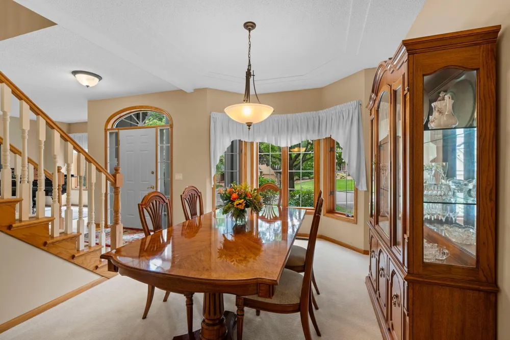 39 Marcin Hill Burnsville, MN 55337
