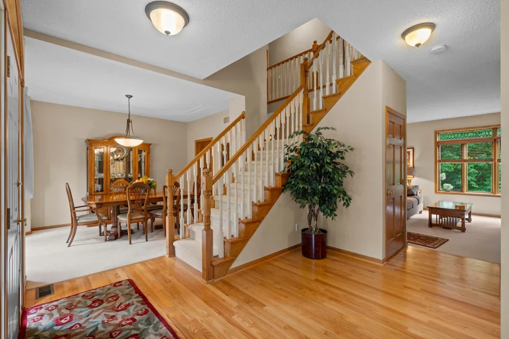 39 Marcin Hill Burnsville, MN 55337