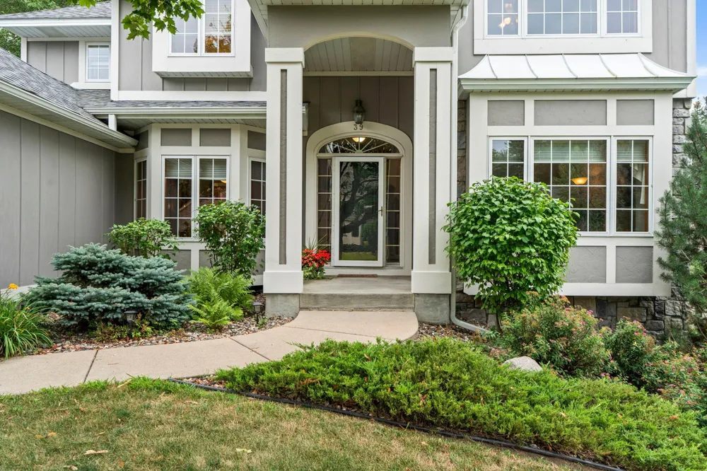 39 Marcin Hill Burnsville, MN 55337