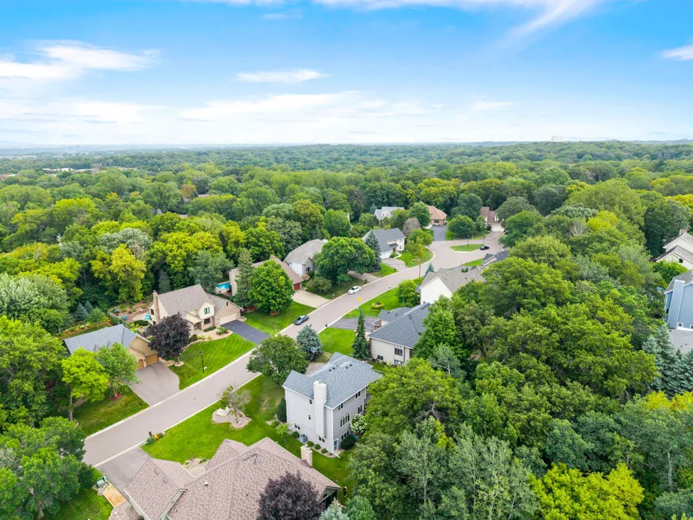 39 Marcin Hill Burnsville, MN 55337