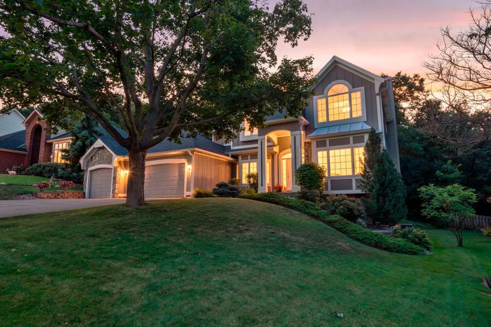 39 Marcin Hill Burnsville, MN 55337