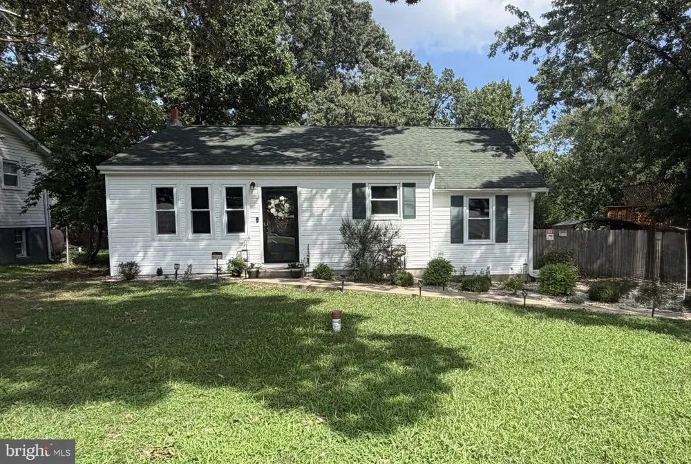8055 MAYWOOD AVENUE Pasadena, MD 21122