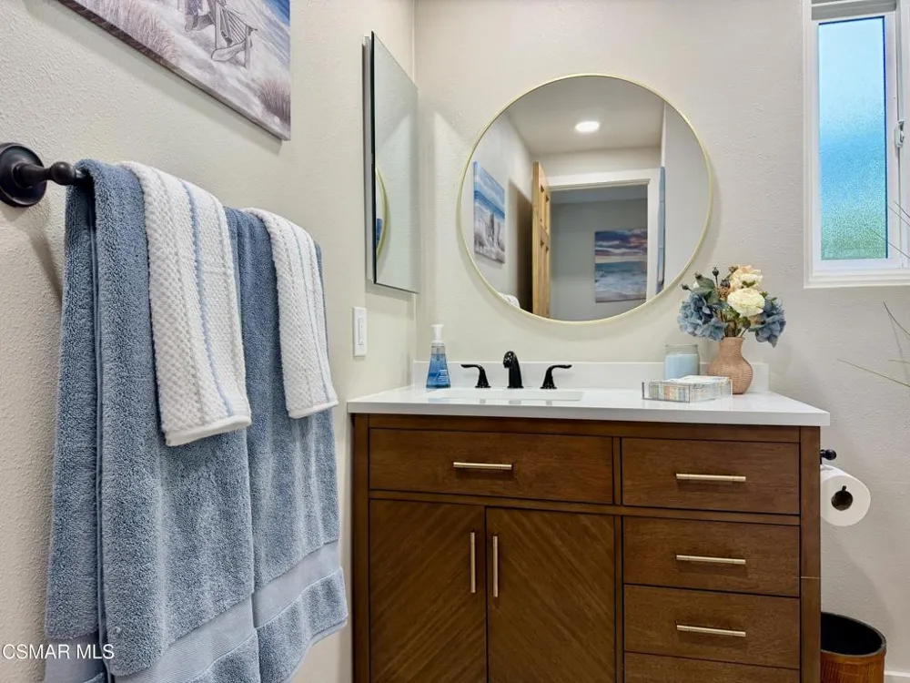 4625 Pomona Street Ventura, CA 93003