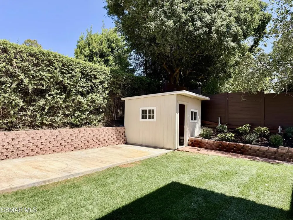 4625 Pomona Street Ventura, CA 93003