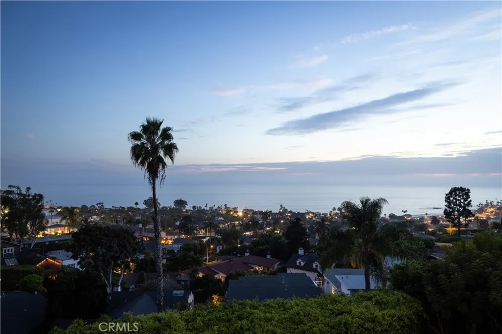 1061 Skyline Laguna Beach, CA 92651