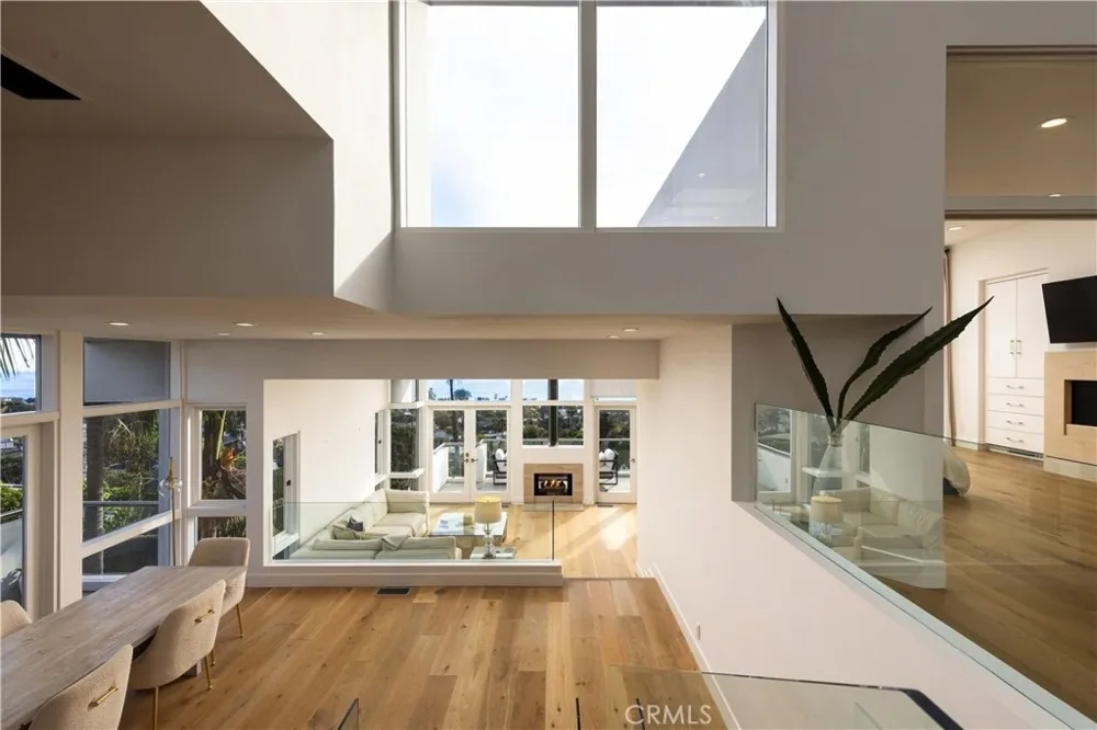 1061 Skyline Laguna Beach, CA 92651