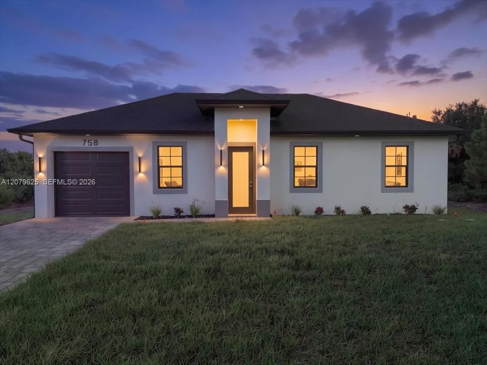 758 Long Distance LN Lehigh Acres, FL 33974