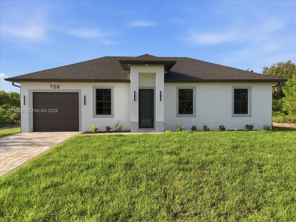 758 Long Distance LN Lehigh Acres, FL 33974