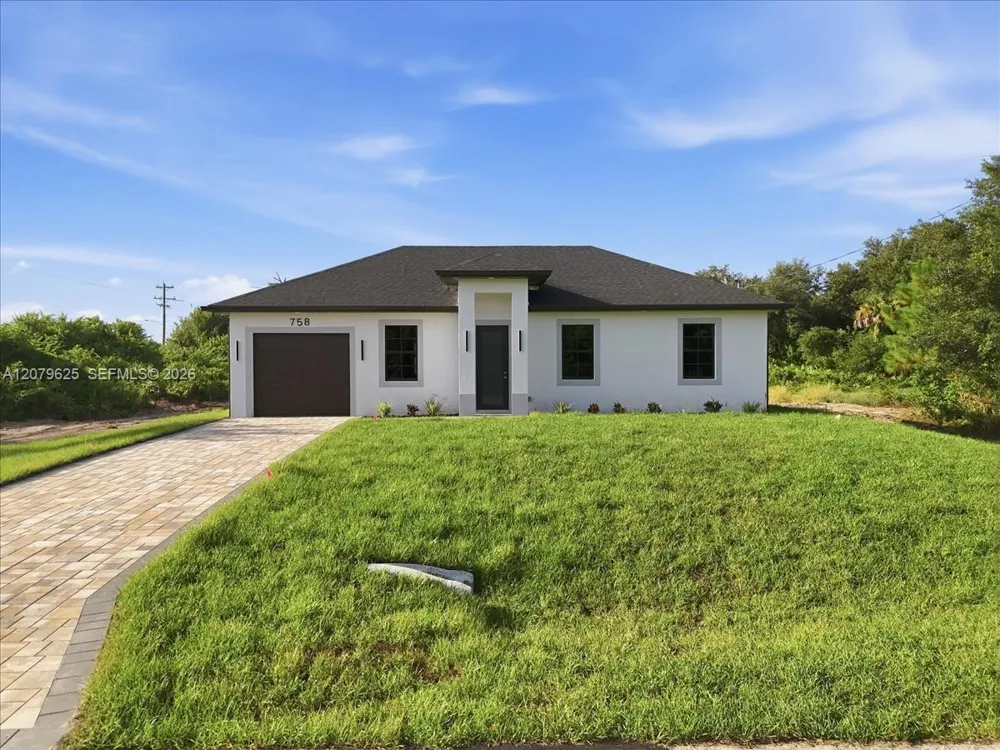 758 Long Distance LN Lehigh Acres, FL 33974