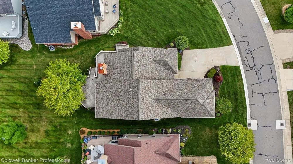 57140 Copper Creek Drive W Washington Township, MI 48094