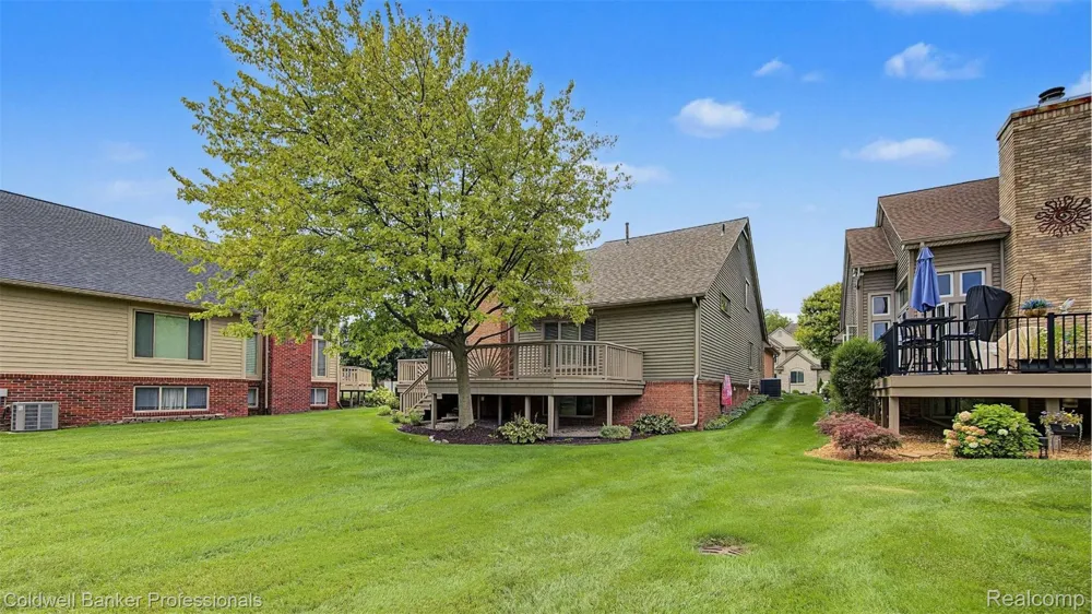 57140 Copper Creek Drive W Washington Township, MI 48094