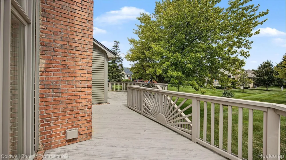 57140 Copper Creek Drive W Washington Township, MI 48094