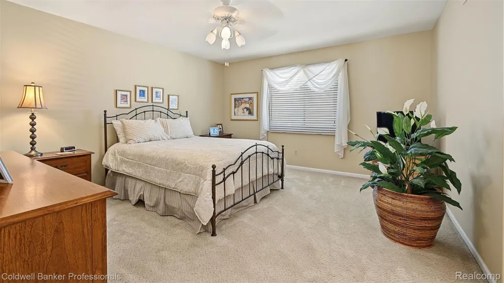 57140 Copper Creek Drive W Washington Township, MI 48094