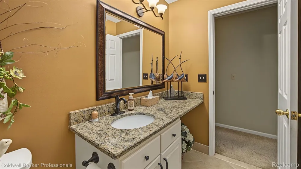 57140 Copper Creek Drive W Washington Township, MI 48094