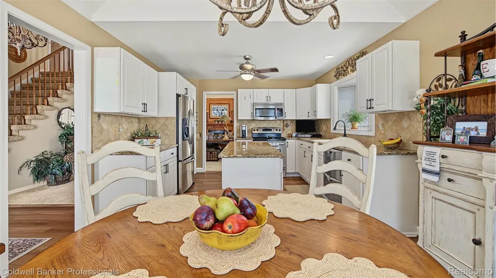 57140 Copper Creek Drive W Washington Township, MI 48094
